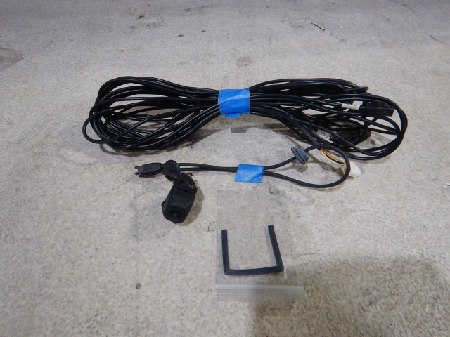 【中古】中古部品 アクア NHP10 カメラ 【3330810100-251111000315850】|e-cleマート