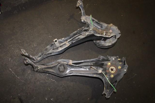 【中古】中古部品 パートナー EY8 左ﾘｱﾅｯｸﾙﾊﾌﾞ 【3330950100-000053061444440】