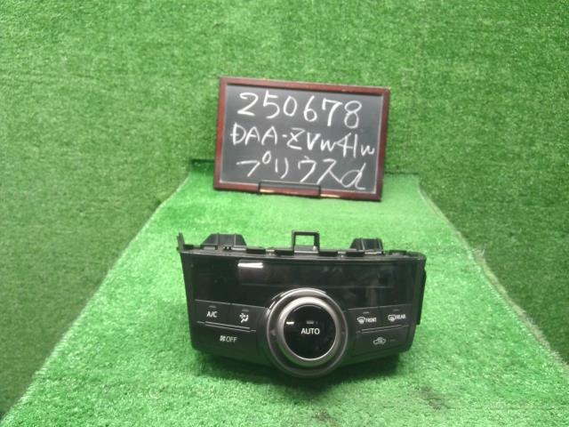【中古】中古部品 プリウスα ZVW41W A/Cｽｲｯﾁﾊﾟﾈﾙ 【3330990200-000025067860900】
