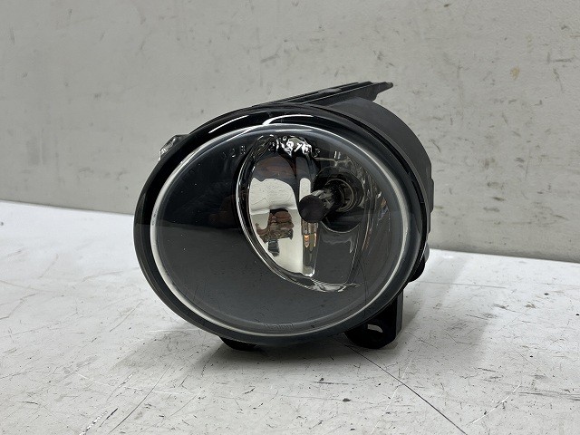 【中古】中古部品 BMW X5 FA30N 左ﾌｫｸﾞﾗﾝﾌﾟ 【3310070100-000090754010950】