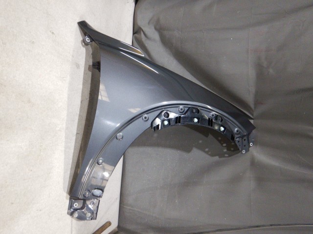 【中古】中古部品 ＣＸ－３ DK5AW 右ﾌﾛﾝﾄﾌｪﾝﾀﾞｰ 【3330810100-251111000410600】