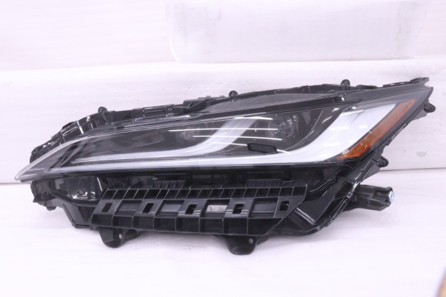 【中古】中古部品 ハリアー MXUA80 左ﾍｯﾄﾞﾗﾝﾌﾟ 【3260520000-251114501610900】｜e-cleマート