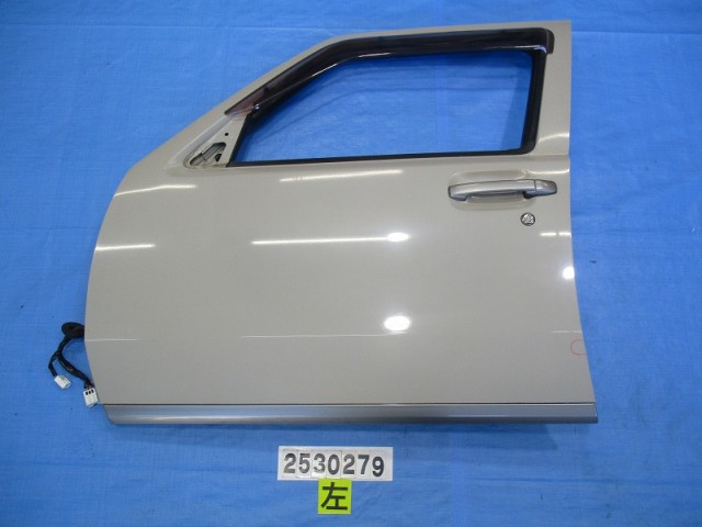 【中古】中古部品 ラシーン RFNB14 左フロントドア 【3310040100-000253027913200】