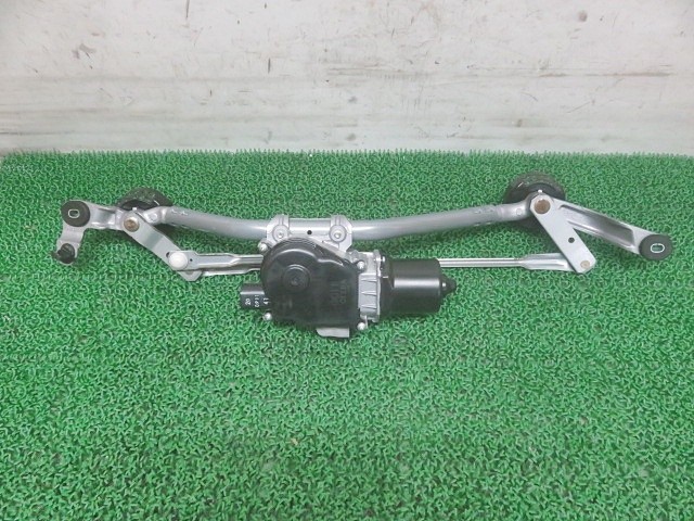 【中古】中古部品 ルークス B47A ﾌﾛﾝﾄﾜｲﾊﾟｰﾓｰﾀｰ 【3330380100-000037033761600】