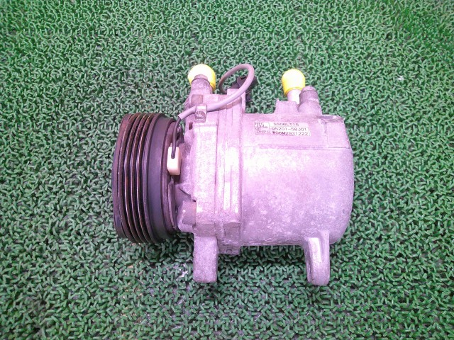 【中古】中古部品 ワゴンＲ MH21S A/Cｺﾝﾌﾟﾚｯｻｰ 【3330660100-000025308860700】