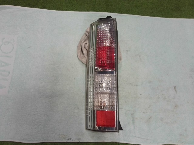 【中古】中古部品 スクラム DG64W 左ﾃｰﾙﾗﾝﾌﾟ 【3310200100-000022378515600】
