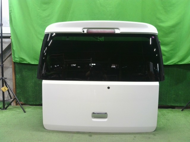 【中古】中古部品 スクラム DG64W ﾊﾞｯｸﾄﾞｱ 【3310200100-000022378515800】｜e-cleマート