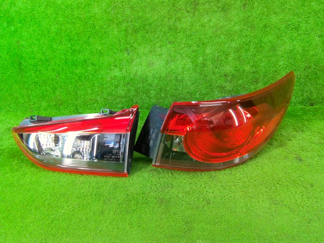 【中古】中古部品 アテンザ GJ2FP 右ﾃｰﾙﾗﾝﾌﾟ 【3330990100-251008000815500】 14,014円