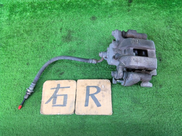 【中古】中古部品 スカイライン V36 右ﾘｱｷｬﾘﾊﾟｰ 【3330990100-251008000744430】