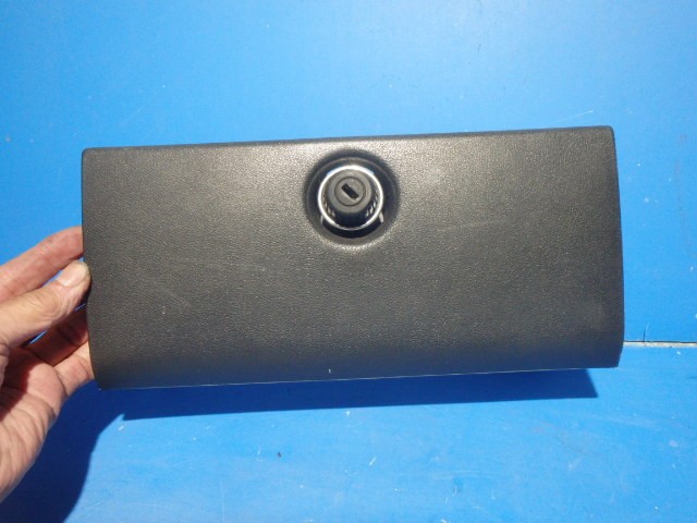 【中古】中古部品 ジムニー JA11V ｸﾞﾛｰﾌﾞBOX 【3331010800-000023768970210】