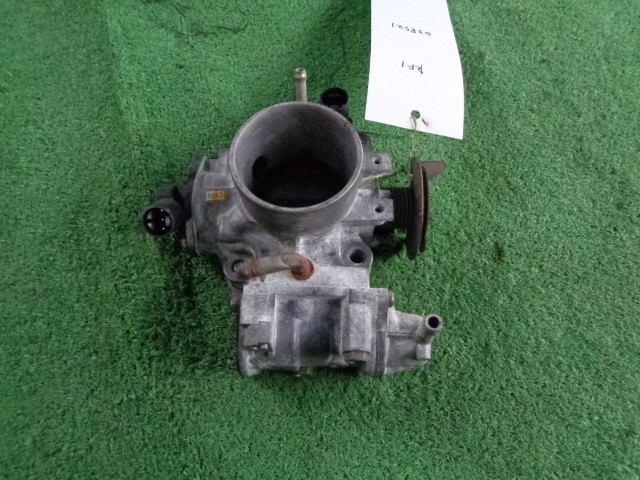 【中古】中古部品 ステップワゴン RF1 ｽﾛｯﾄﾙﾎﾞﾃﾞｨ 【3340030100-147028600020301】