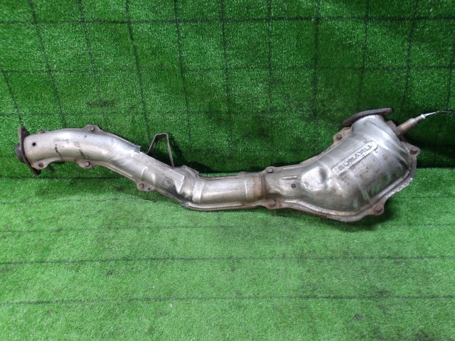 【中古】中古部品 レガシィ BE5 ﾌﾛﾝﾄｴｷｿﾞｰｽﾄﾊﾟｲﾌﾟ 【3330420100-251112000122200】