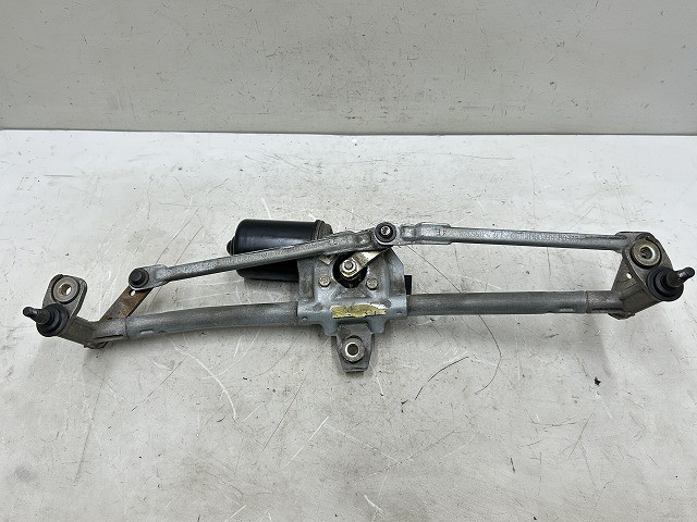 【中古】中古部品 VW ゴルフ 1JAZJ ﾌﾛﾝﾄﾜｲﾊﾟｰﾓｰﾀｰ 【3310070100-000213008261600】