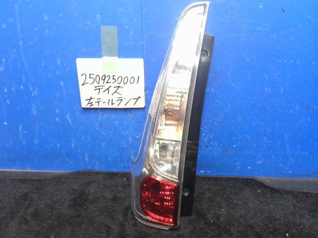 【中古】中古部品 デイズ B21W 左ﾃｰﾙﾗﾝﾌﾟ 【3310220100-250925000115600】