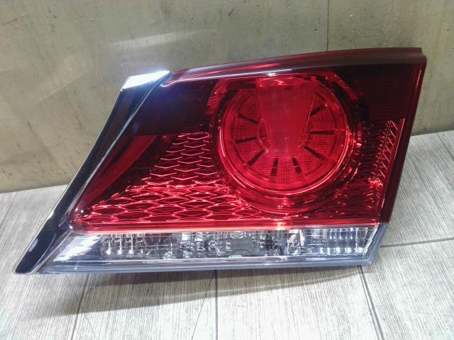 【中古】中古部品 クラウン GRS214 右ﾌｨﾆｯｼｬｰﾊﾟﾈﾙ 【3310390100-251113002115210】