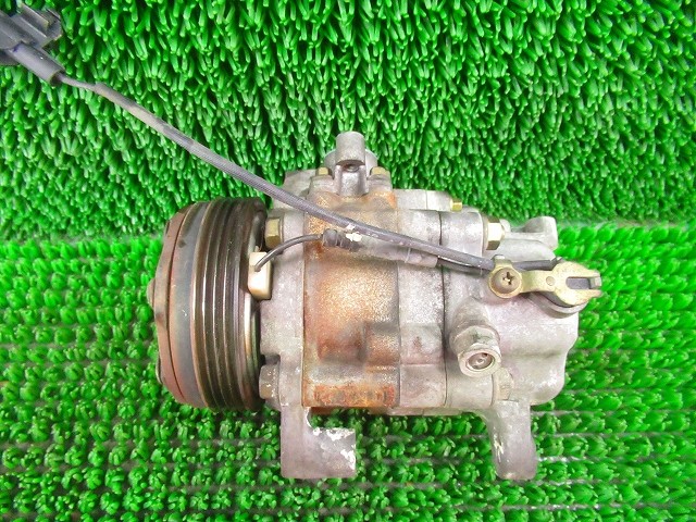 【中古】中古部品 ワゴンＲ MH21S A/Cｺﾝﾌﾟﾚｯｻｰ 【3330210100-000037201460700】