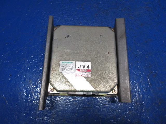 【中古】中古部品 日野トラクター SS3VJCA ｴﾝｼﾞﾝｺﾝﾋﾟｭｰﾀｰ 【3310270100-000015060163100】｜e-cleマート 78,650円