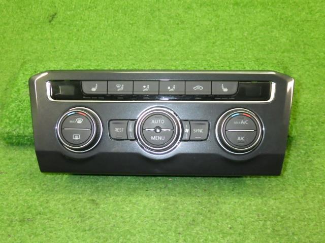【中古】中古部品 VW ティグアン 5NDFGF A/Cｽｲｯﾁﾊﾟﾈﾙ 【3330250100-000000917260900】