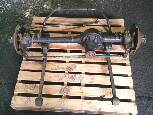 【中古】中古部品 ジムニー JA22W ﾌﾛﾝﾄｱｸｽﾙﾎｰｼﾝｸﾞ 【3330990500-251118000141100】