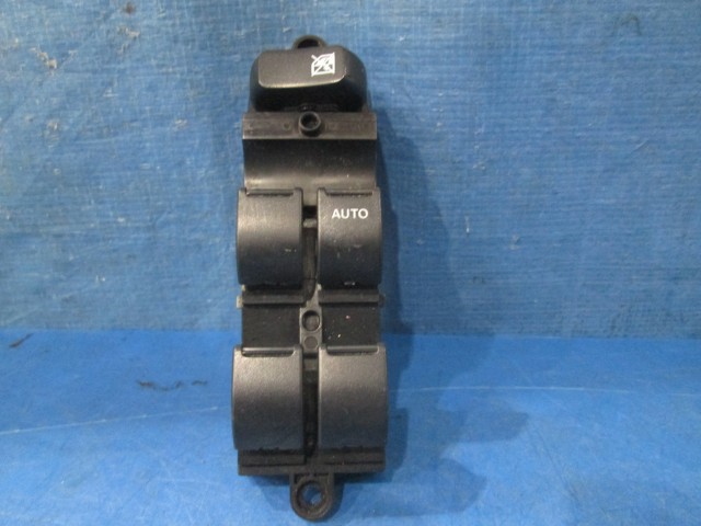 【中古】中古部品 ワゴンＲ MH55S ﾊﾟﾜｰｳｲﾝﾄﾞｳｽｲｯﾁ 【3310160100-000004485261900】