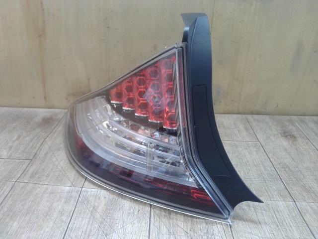 【中古】中古部品 ＣＲ－Ｚ ZF1 左ﾃｰﾙﾗﾝﾌﾟ 【3310390100-251115000915600】 5,852円