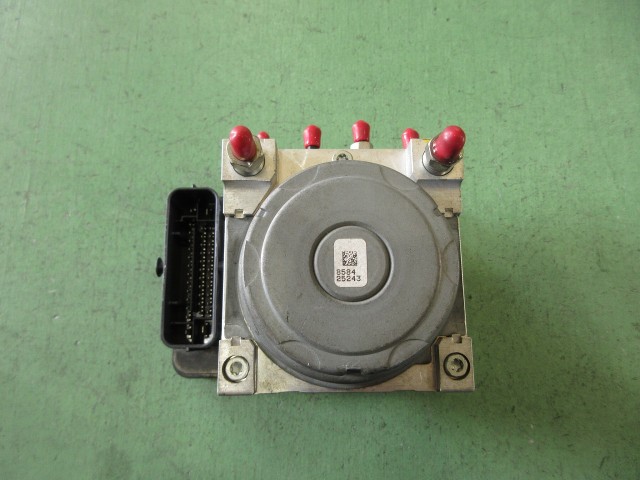 【中古】中古部品 Ｎ－ＢＯＸ JF1 ABSｱｸﾁｭｴｰﾀｰ 【3310590000-202511058142500】