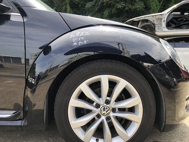 【中古】中古部品 VW ザ・ビートル 16CBZ 右ﾌﾛﾝﾄﾌｪﾝﾀﾞｰ 【3310070100-0000Y0773110600】