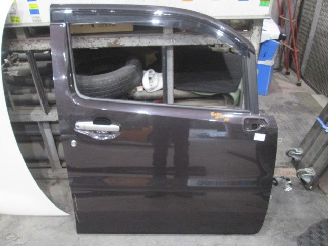 【中古】中古部品 ワゴンＲ MH55S 右ﾌﾛﾝﾄﾄﾞｱ 【3310160100-000004485213100】