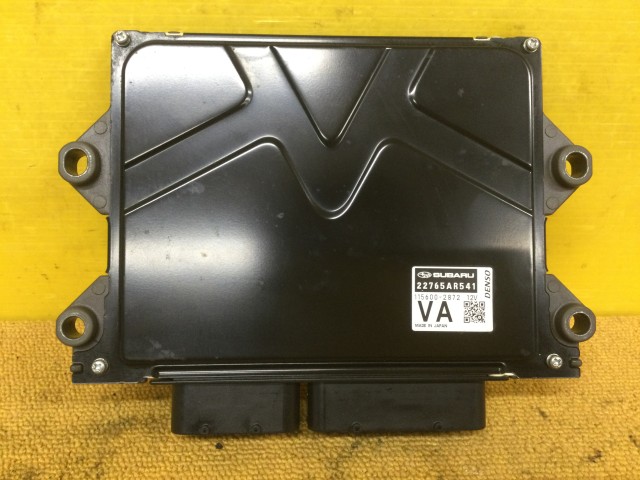 【中古】中古部品 フォレスター SKE ｴﾝｼﾞﾝｺﾝﾋﾟｭｰﾀｰ 【3330960100-000052574663100】