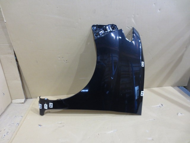 【中古】中古部品 タント L375S 左ﾌﾛﾝﾄﾌｪﾝﾀﾞｰ 【3330460100-000001610110700】