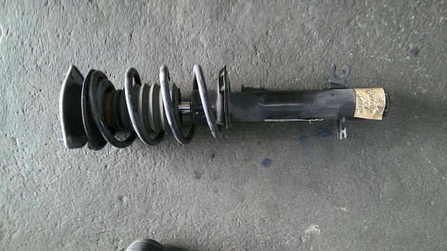 【中古】中古部品 BMW ミニ XD20F 左ﾌﾛﾝﾄｽﾄﾗｯﾄ 【3500080000-250802000150210】