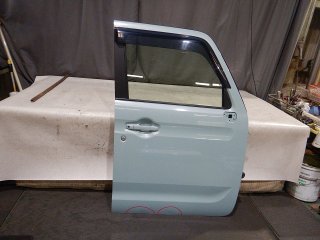 【中古】中古部品 スペーシア MK53S 右ﾌﾛﾝﾄﾄﾞｱ 【3330810100-251121000513100】