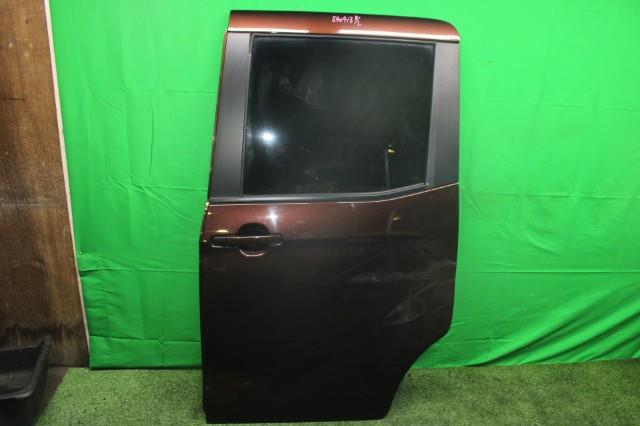 【中古】中古部品 ｅＫスペース B11A 左ﾘｱﾄﾞｱ 【3330950100-000054041313400】