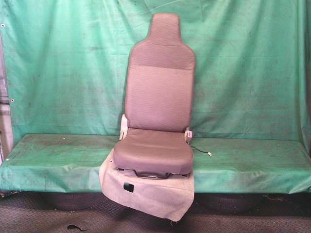 【中古】中古部品 エブリィ DA17V ﾄﾞﾗｲﾊﾞｰｼｰﾄ 【3330990500-251125000270500】