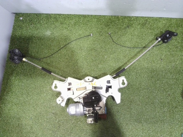 【中古】中古部品 フリード GP3 左ﾊﾟﾜｰｽﾗｲﾄﾞﾄﾞｱﾓｰﾀｰ 【3310090100-005678976564660】