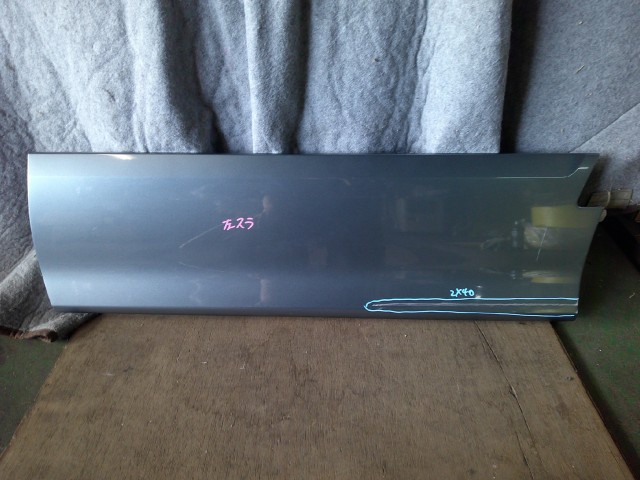 【中古】中古部品 セレナ CC25 左ﾘｱﾄﾞｱﾌﾟﾛﾃｸﾀｰ 【3310410000-000253045613460】