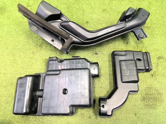 【中古】中古部品 エクストレイル HNT32 ｴｱｸﾘｰﾅｰ 【3330200100-252074000029050】