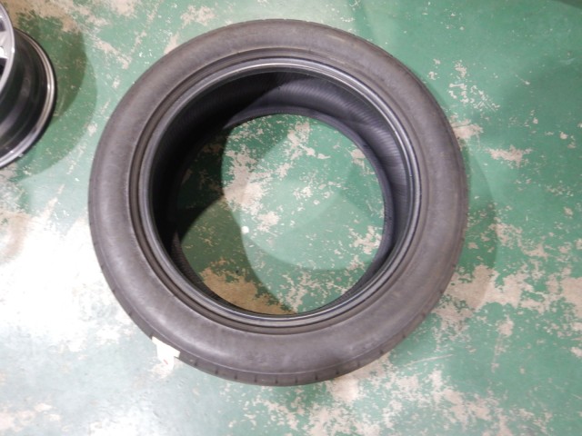 【中古】中古部品 エルグランド TE52 ﾀｲﾔ 【3330810100-251127000147201】
