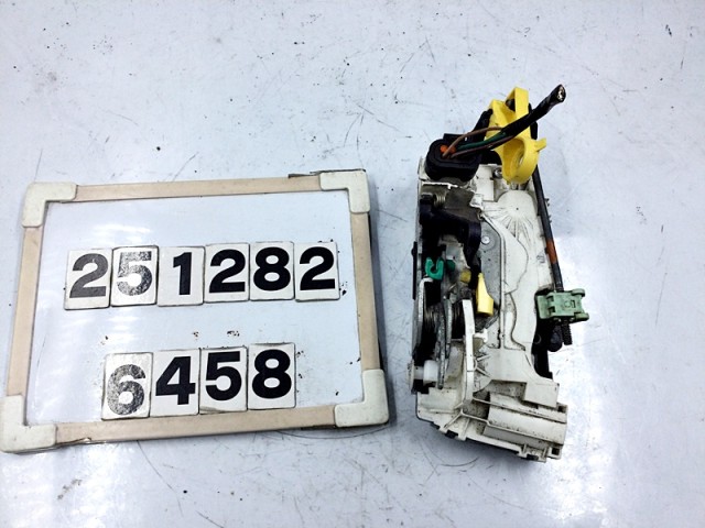【中古】中古部品 ジープ パトリオット MK74 左ﾘｱﾄﾞｱﾛｯｸｿﾚﾉｲﾄﾞ 【3330890100-000025128264580】