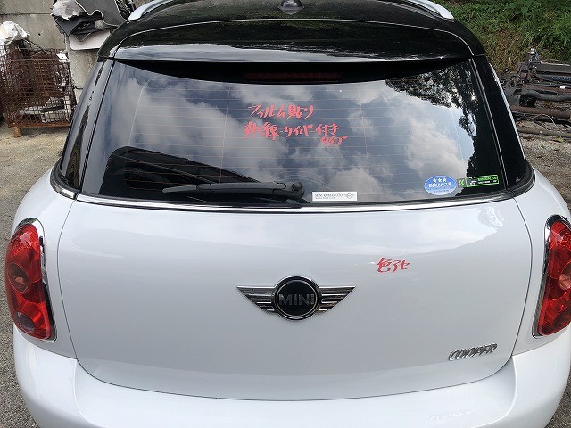 【中古】中古部品 BMW ミニ ZA16 ﾊﾞｯｸﾄﾞｱ 【3310070100-0000Y0772315800】
