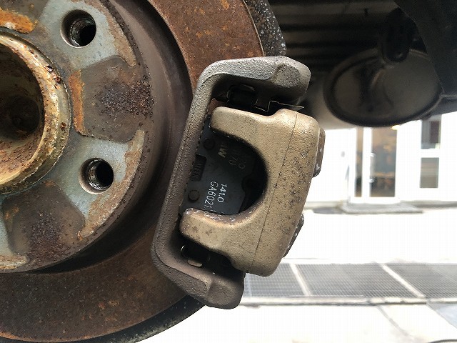 【中古】中古部品 BMW ミニ ZA16 左ﾘｱｷｬﾘﾊﾟｰ 【3310070100-0000Y0772344460】