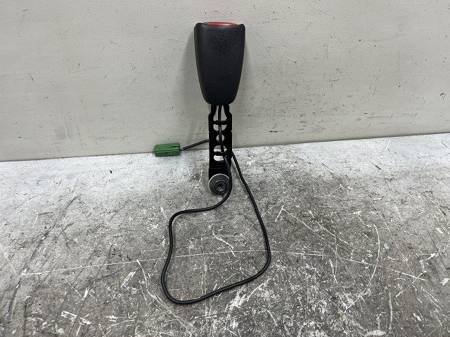 【中古】中古部品 ボルボ 70シリーズ MB5244 ｼｰﾄﾍﾞﾙﾄ 【3310070100-0000Y0770277151】