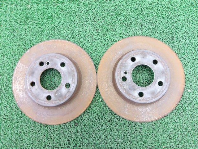 【中古】中古部品 ベンツ Bクラス 246242 ﾘｱﾃﾞｨｽｸﾛｰﾀｰ 【3310250100-000253039444490】 15,286円