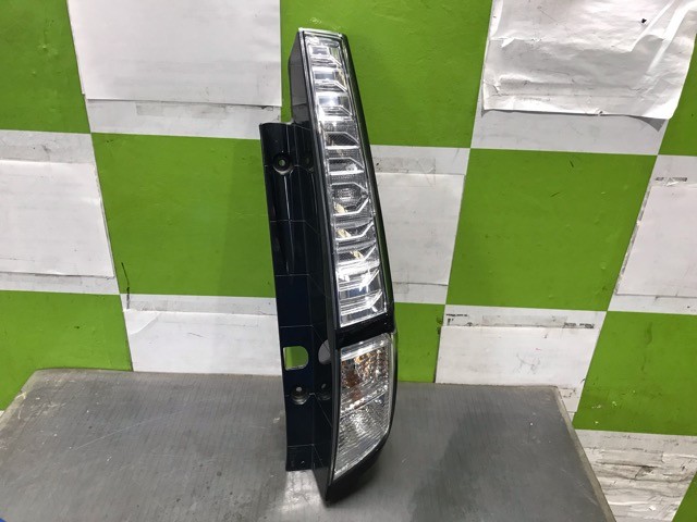【中古】中古部品 タンク M900A 右ﾃｰﾙﾗﾝﾌﾟ 【3330530100-000005471415500】