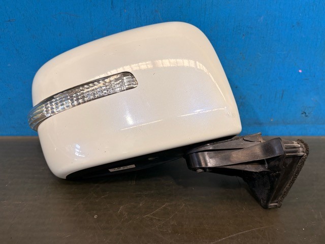 【中古】中古部品 ワゴンＲ MH44S 右ｻｲﾄﾞﾐﾗｰ 【3330530100-000005461513500】