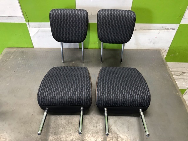 【中古】中古部品 ハスラー MR92S ﾍｯﾄﾞﾚｽﾄ 【3330530100-000005469477400】