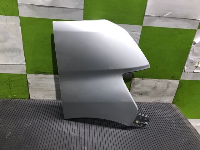 【中古】中古部品 ライトエース S402M 右ﾌﾛﾝﾄﾌｪﾝﾀﾞｰ 【3330530100-000005468410600】