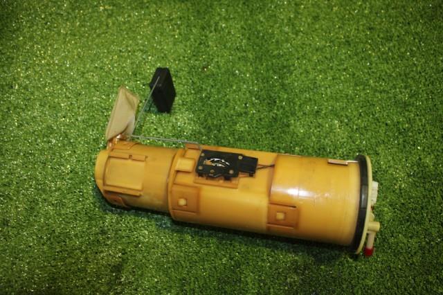 【中古】中古部品 パジェロミニ H58A ﾌｭｰｴﾙﾎﾟﾝﾌﾟ 【3330950100-000053190220600】