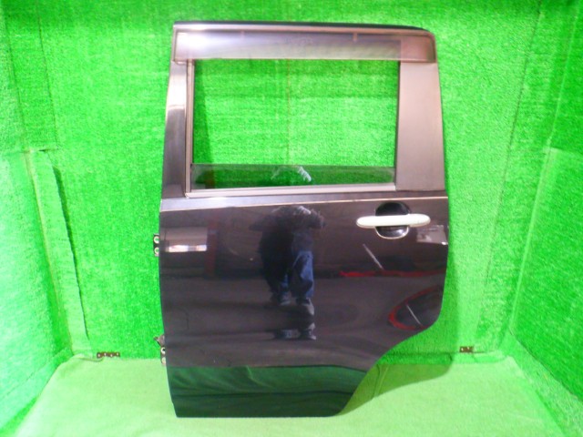 【中古】中古部品 タントエグゼ L455S 左ﾘｱﾄﾞｱ 【3340140100-000025294613400】