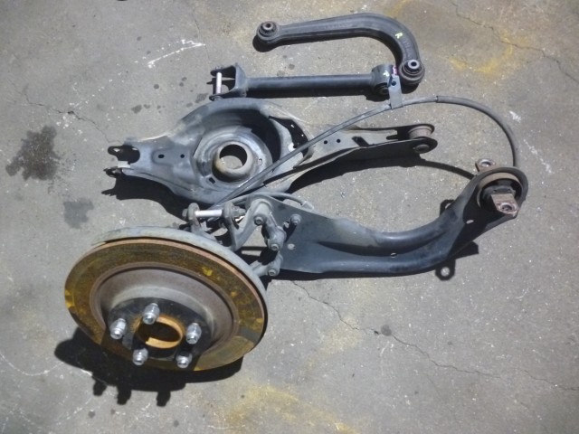 【中古】中古部品 ＣＸ－５ KE2FW 左ﾘｱﾅｯｸﾙﾊﾌﾞ 【3540020100-000007113044440】